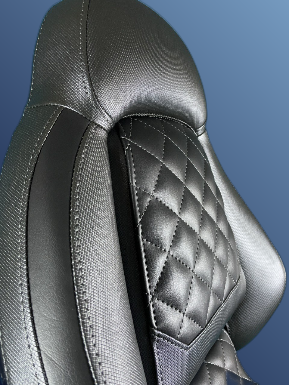 Ergonómikus, összecsukható ülés, fekete