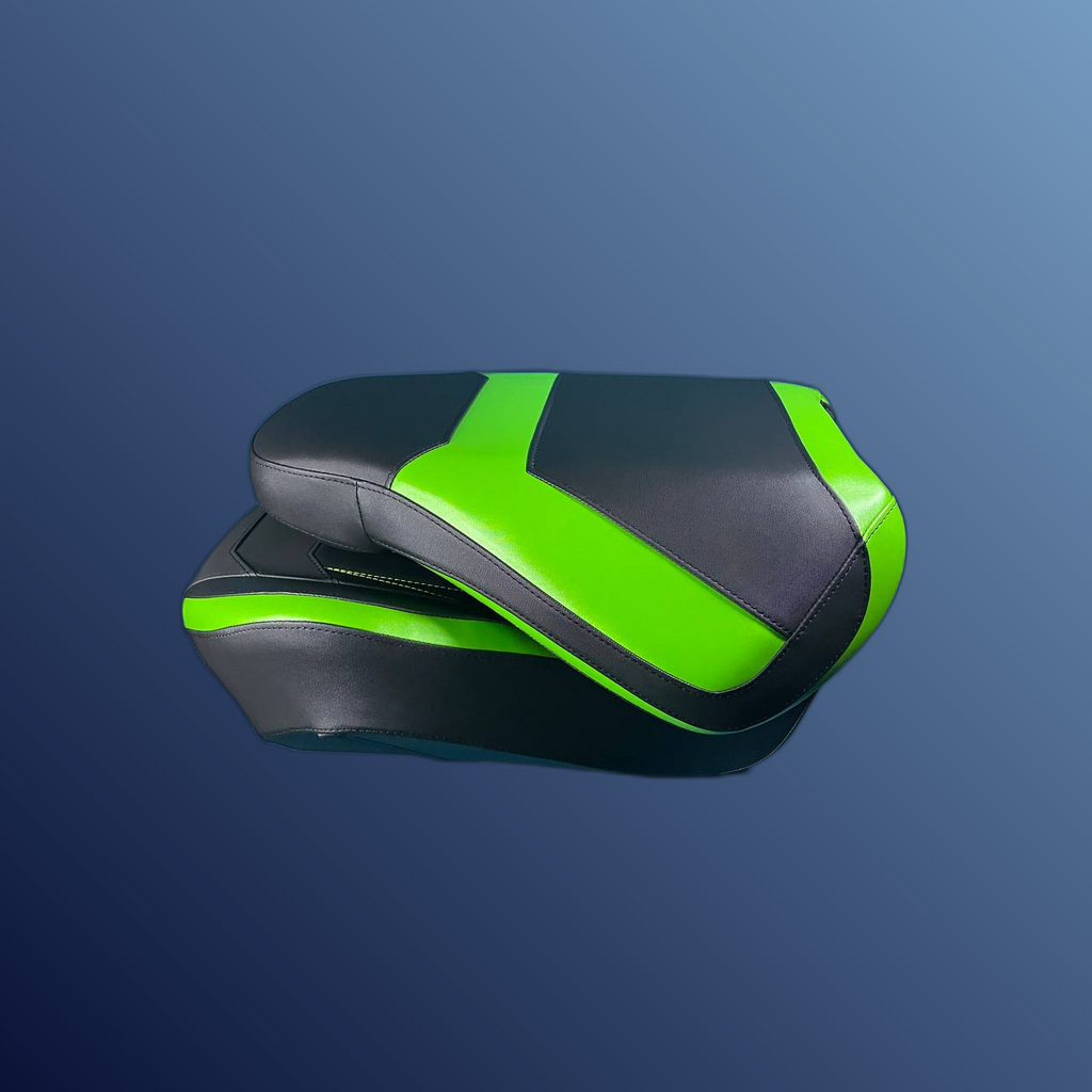 Ergonómikus, összecsukható ülés, fekete-zöld