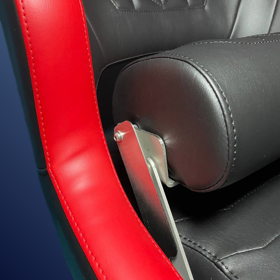 Captain's Flip-up Bolster Seat Black-Red
